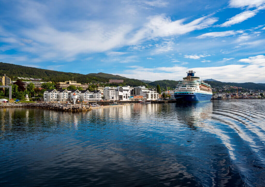 Molde harbour cruise ship